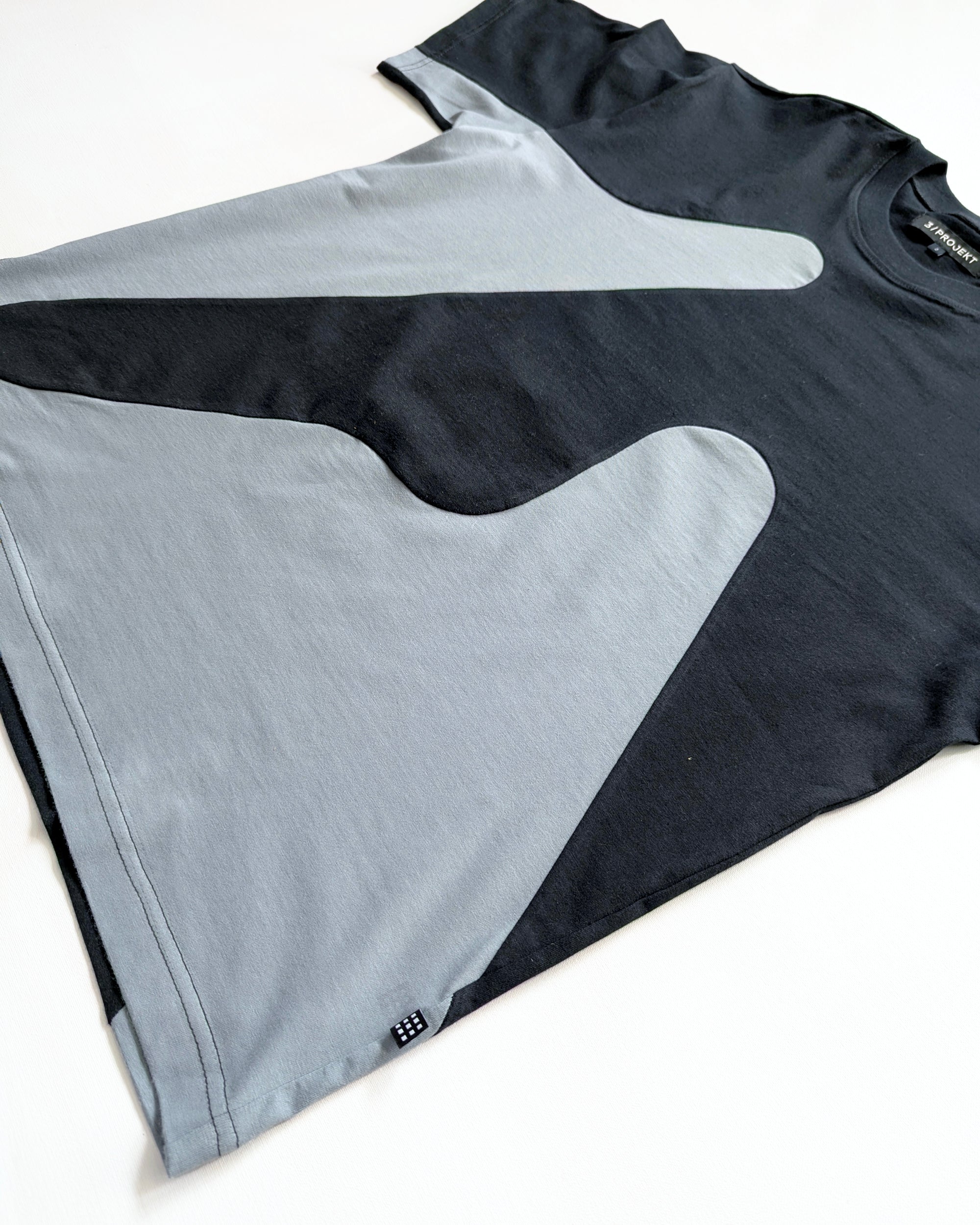 SERIES 0.2 - Black/Grey T-shirt